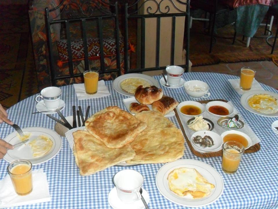 Maison D'Hotes Ghalil Tajda Zewnętrze zdjęcie
